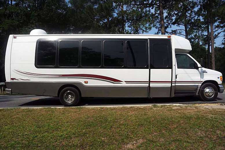 Party Bus Lindenhurst, NY 
